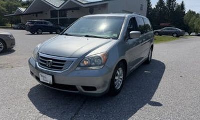 2010 Honda Odyssey EX With Leather