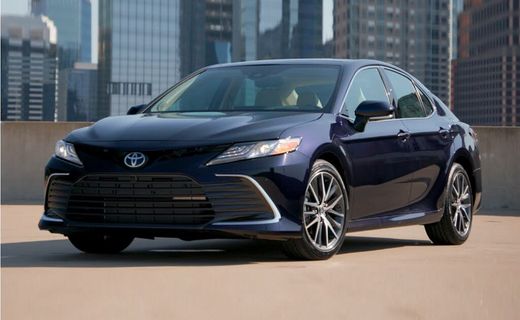 2024 Toyota Camry LE
