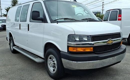 2024 Chevrolet Express 2500