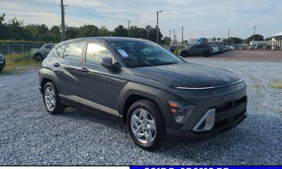2027 Hyundai Kona SE