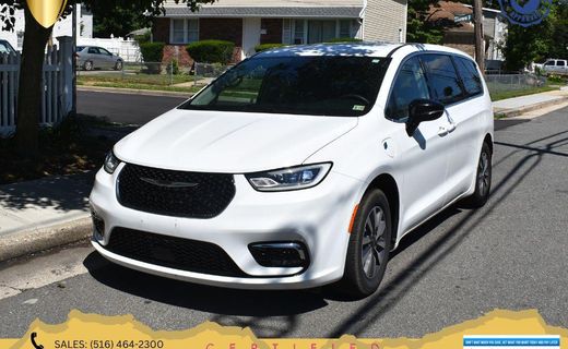 2024 Chrysler Pacifica Select