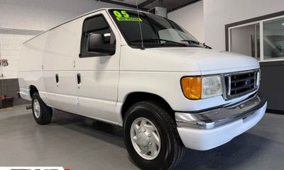 2005 Ford E-350 E 350 Super