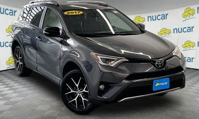 2017 Toyota RAV4 SE