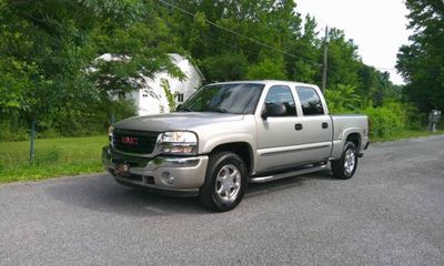 2005 GMC Sierra
