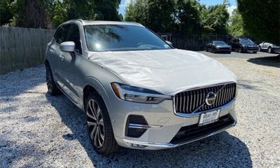 2023 Volvo XC60 Ultimate Bright