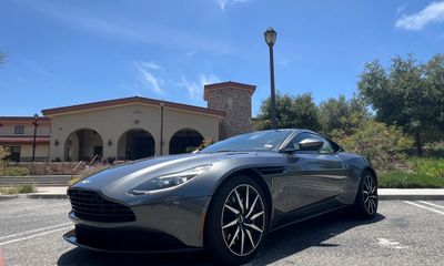 2017 Aston Martin DB11 V12 Coupe