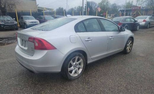 2015 Volvo S60
