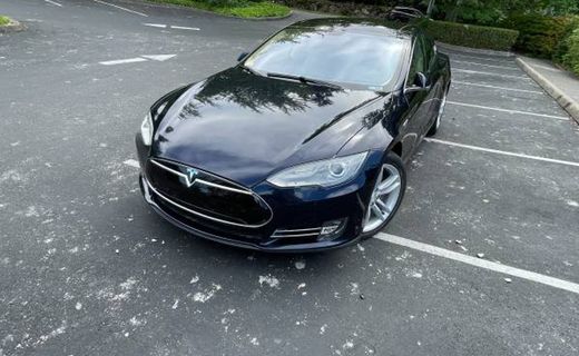 2014 Tesla Model S