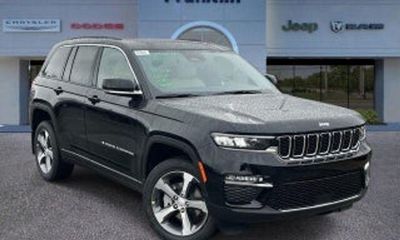 2024 Jeep Grand Cherokee Laredo