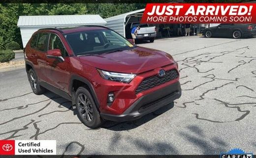 2022 Toyota RAV4 XLE Premium