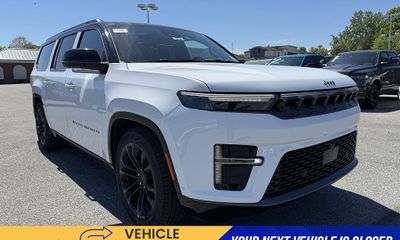 2026 Jeep Grand Wagoneer L Summit