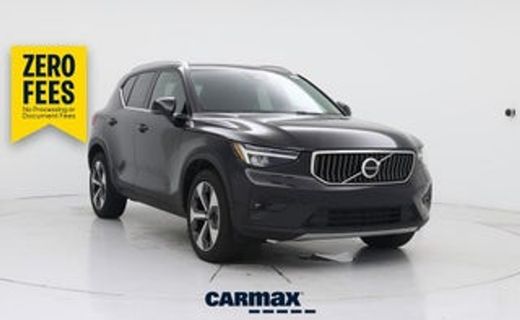 2023 Volvo XC40 Plus Bright
