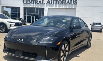 2024 Hyundai Ioniq 6 SE