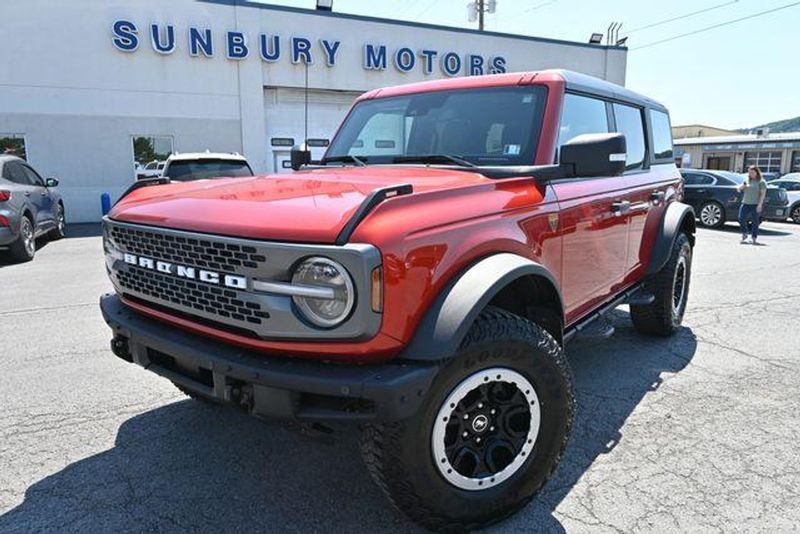 2024 Ford Bronco — a typically priced live listing