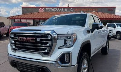 2020 GMC Sierra SLT