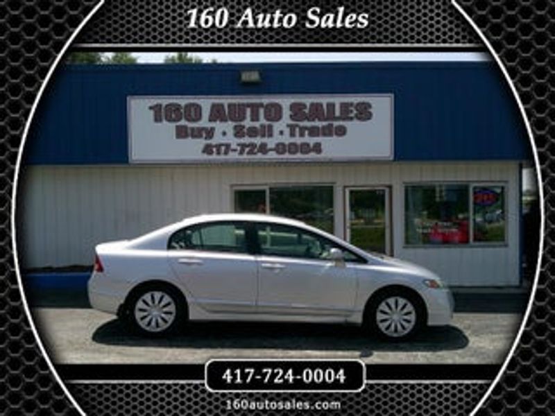 2009 Honda Civic — a typically priced live listing