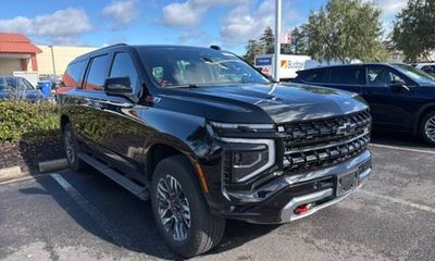 2025 Chevrolet Suburban Z71