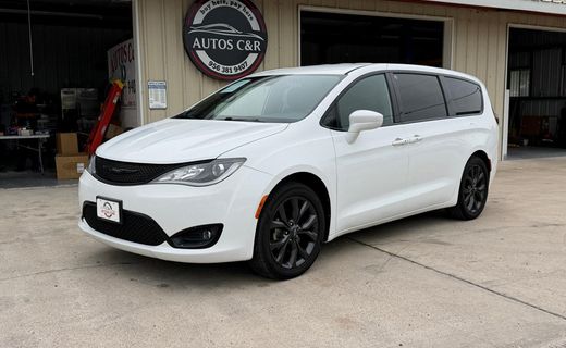 2018 Chrysler Pacifica Touring Plus