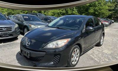 2013 Mazda MAZDA3 SV Base