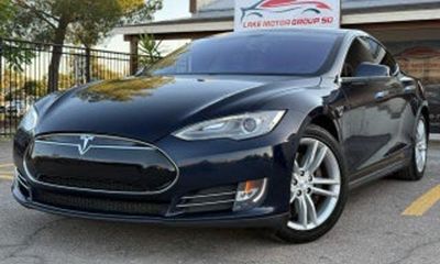 2014 Tesla Model S P85