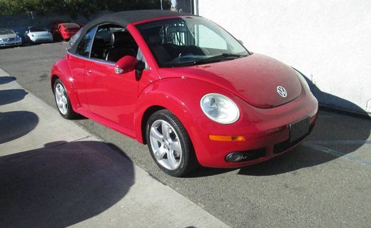 2006 Volkswagen Beetle Package 2