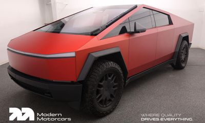 2024 Tesla Cybertruck Base