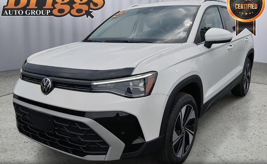 2025 Volkswagen Taos 4MOTION SE