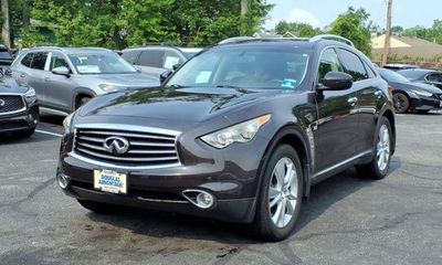 2016 Infiniti QX70 Base 4D Sport