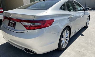 2013 Hyundai Azera Tech