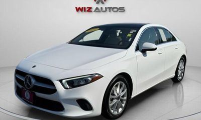 2022 Mercedes-Benz A-Class A220 4M