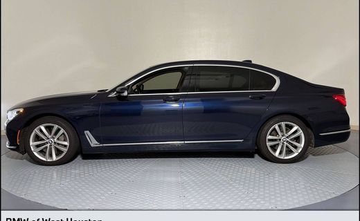 2018 BMW 750I