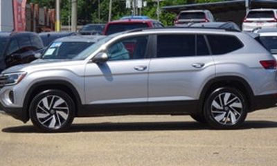 2025 Volkswagen Atlas SE