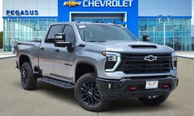 2026 Chevrolet Silverado HD Custom