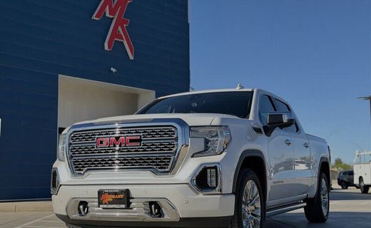 2020 GMC Sierra Denali