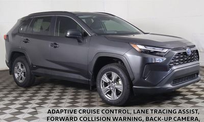 2024 Toyota RAV4 LE