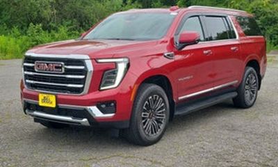 2026 GMC Yukon XL Elevation