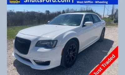 2022 Chrysler 300 Touring L