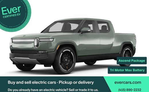 2025 Rivian R1T Premium
