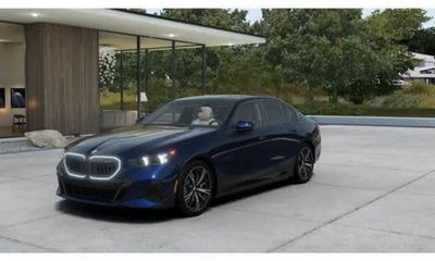 2027 BMW 550E xDrive
