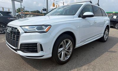 2021 Audi Q7 Quattro Premium Plus