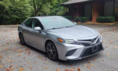 2020 Toyota Camry SE Audio Package