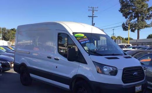 2017 Ford Transit Medium Roof