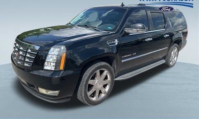 2011 Cadillac Escalade Luxury