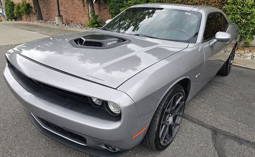 2016 Dodge Challenger SXT Plus
