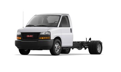 2025 GMC Savana 4500 159 Cutaway