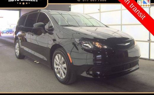 2021 Chrysler Voyager L