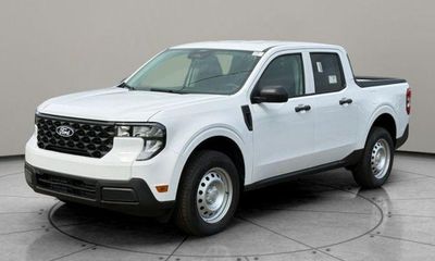 2026 Ford Maverick XL