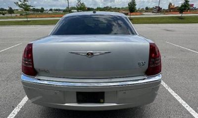 2006 Chrysler 300C C