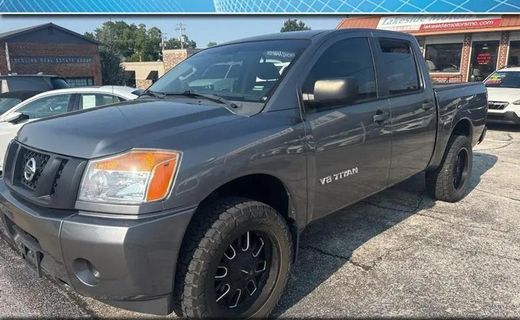 2015 Nissan Titan S