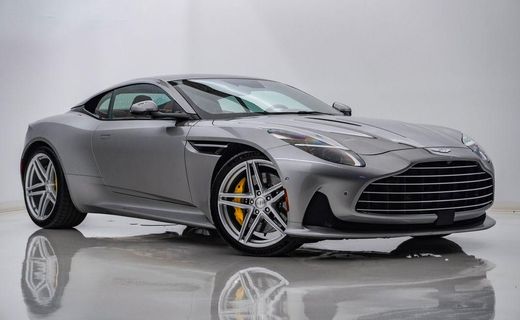 2025 Aston Martin DB12